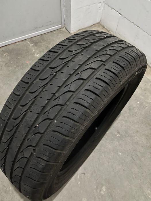 Opony 235/60 R18