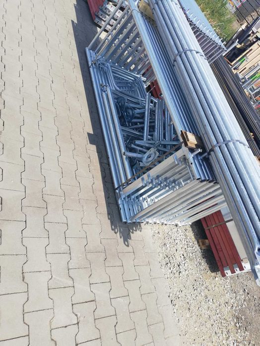 Rusztowanie fasadowe 200 m2 plettac pletak