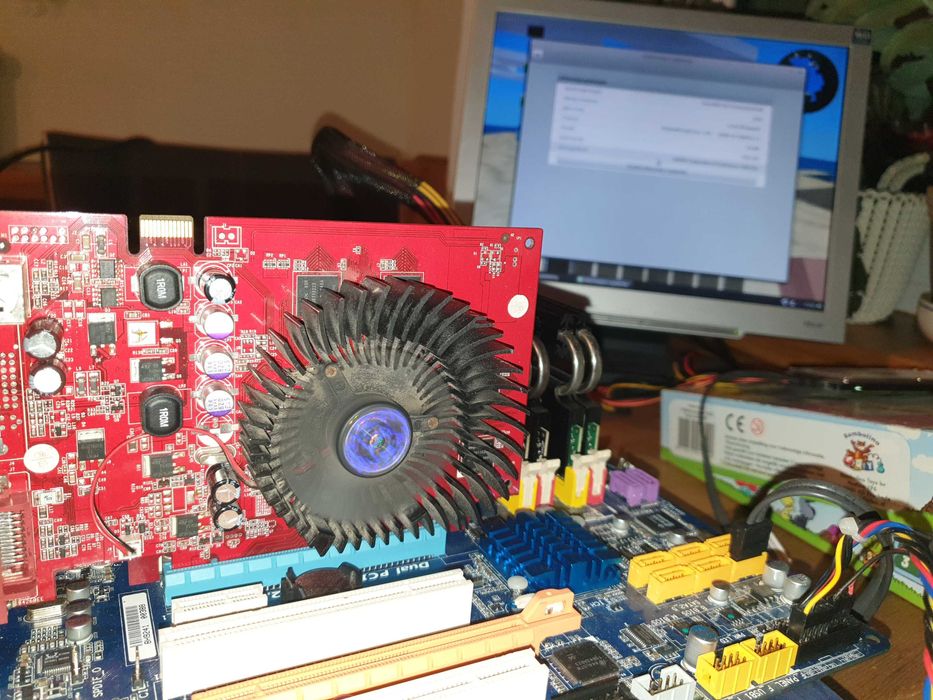 Geforce 7600GS Palit