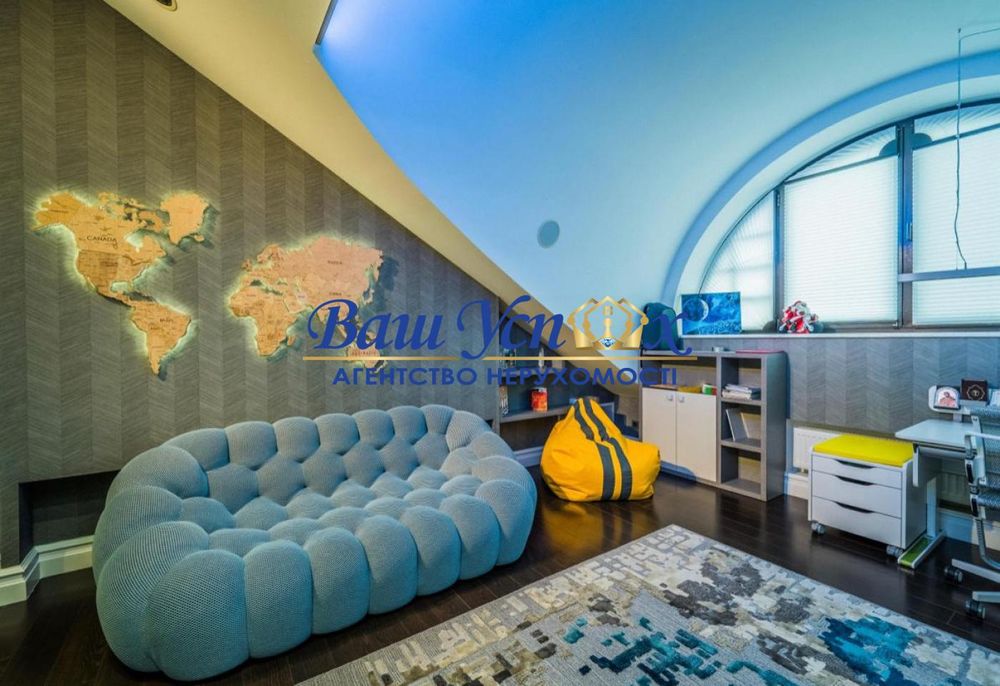 Оренда будинка у мiстечку з выходом на рiчку   . село  Козин