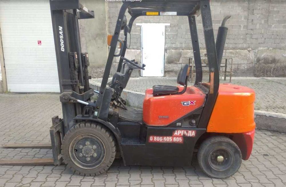 Оренда вилочного навантажувача б/в Doosan D30G дизельний