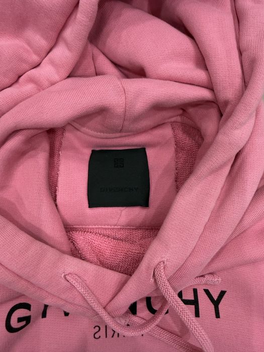 Худи Givenchy.