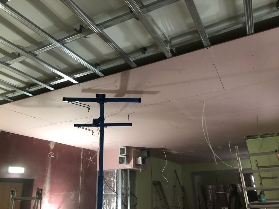 Złota  Ronczka. Usugi remontowo budowlane