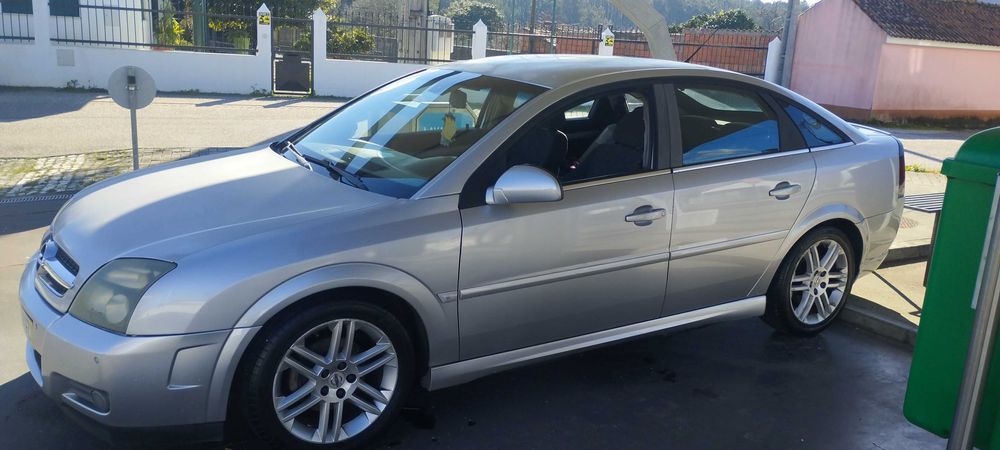 Opel Vectra GTS 2.2 DTI
