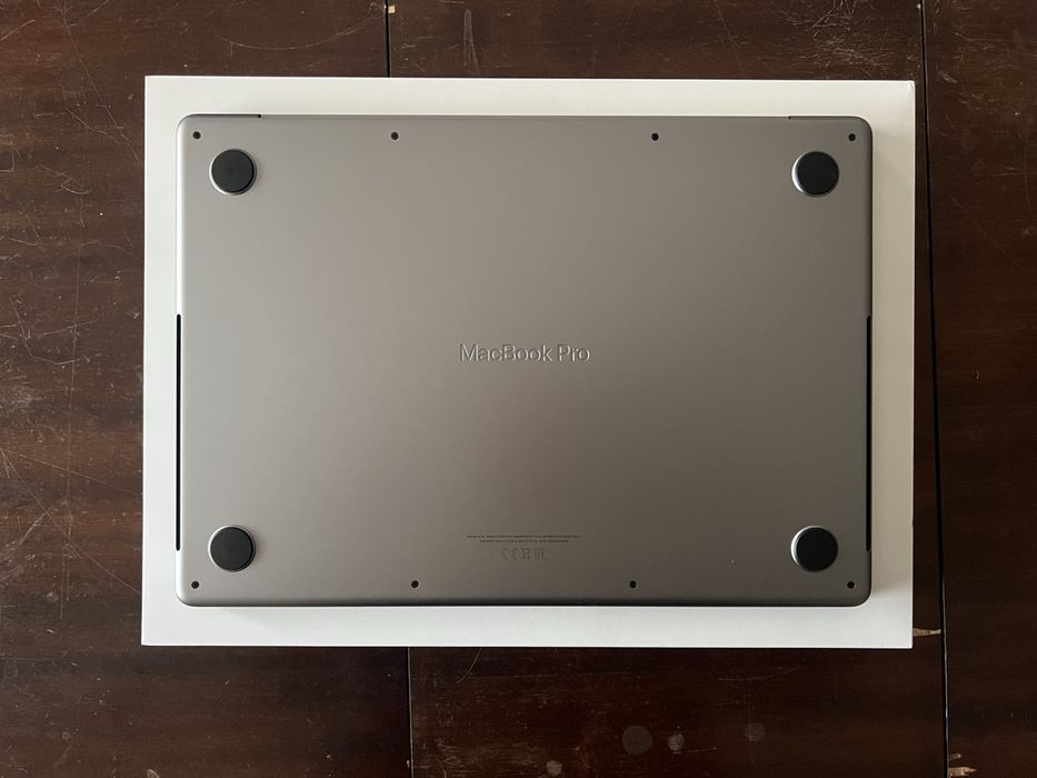 MacBook Pro M3 14” 1TB