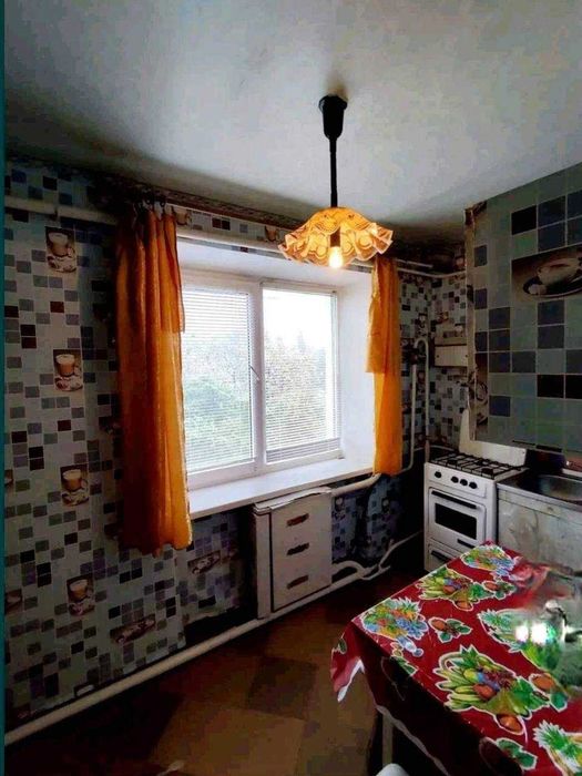 Продаю 1 кімнатну квартиру. Район ЦРБ