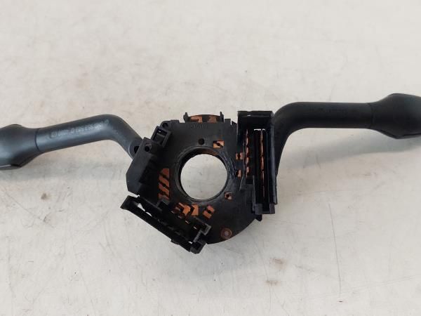 Conjunto / manetes de luzes e limpa vidros VOLKSWAGEN Polo (6N)