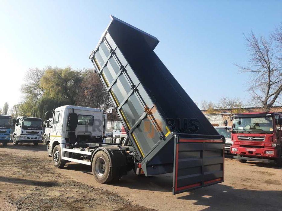 Самоскид на три сторони