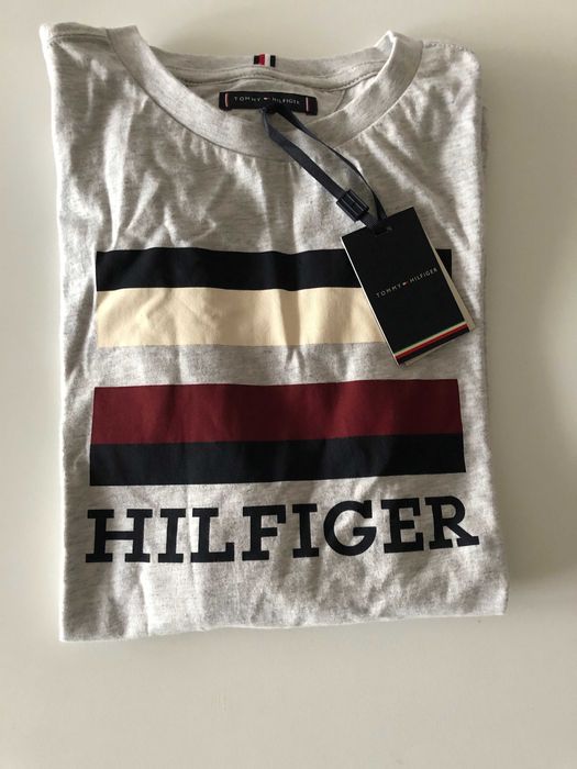 Novo - Camisola - Tommy Hilfiger - 16 anos