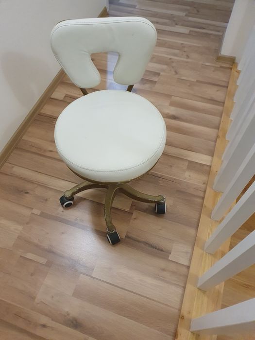 Sprzedam krzeslo regulowane