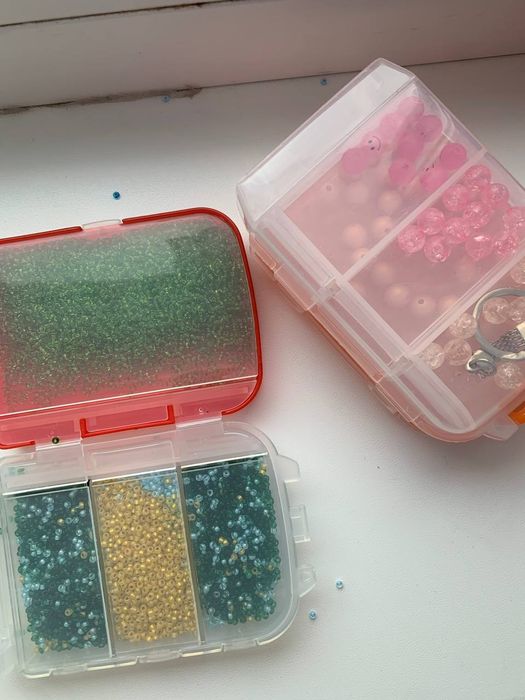 Комірки бутерброд чеського  бісеру, рубка + залишки бісеру