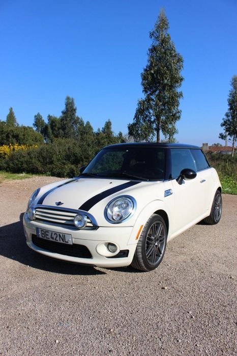 Mini Cooper D em excelente estado