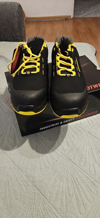 Buty robocze  bezpieczne VM California- S1P SRC ESD
