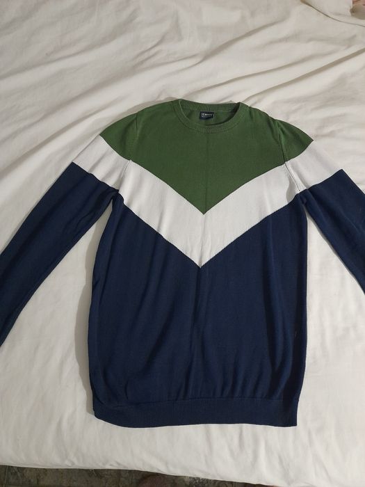 Дитячий светрик.