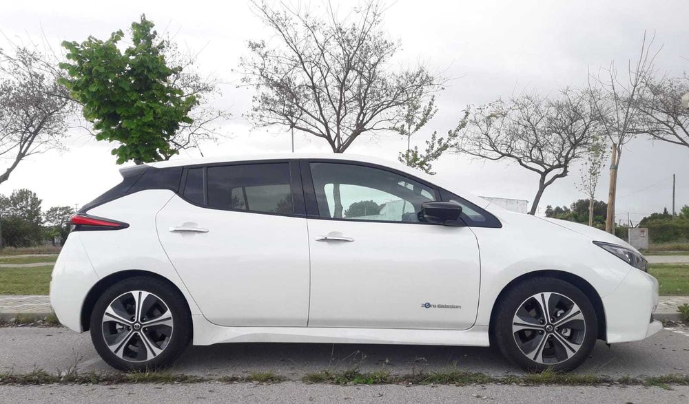 Conjunto completo bancos em pele da versão Tekna-Nissan Leaf 40/62 Kw