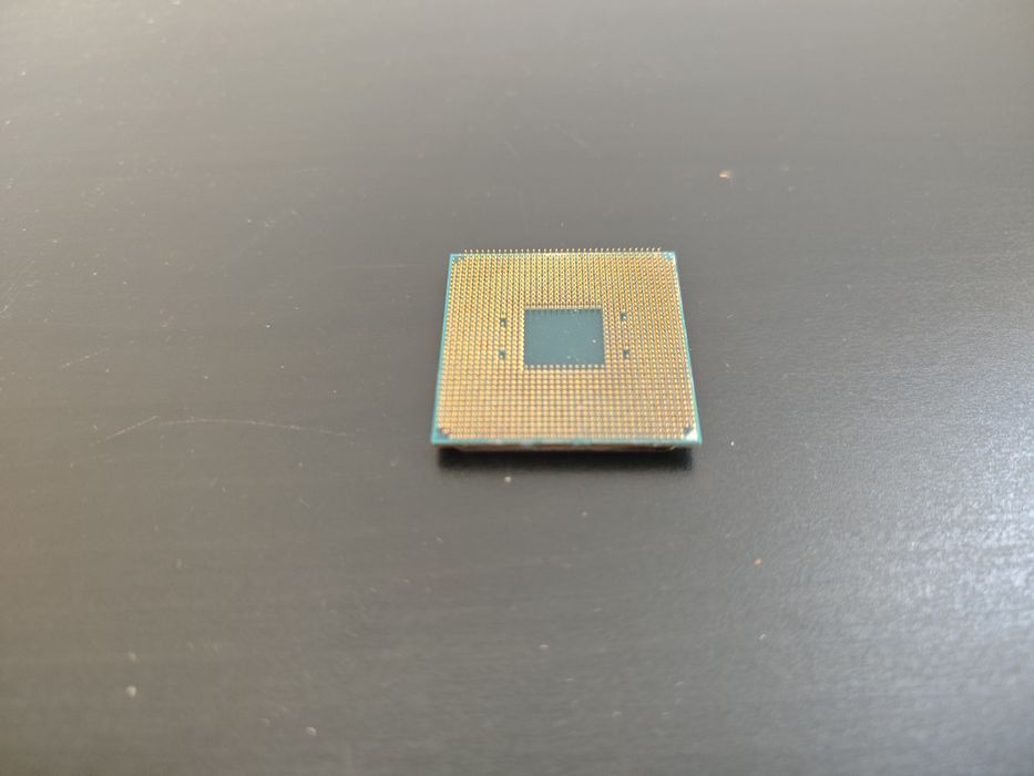 CPU AMD Ryzen 7 2700x