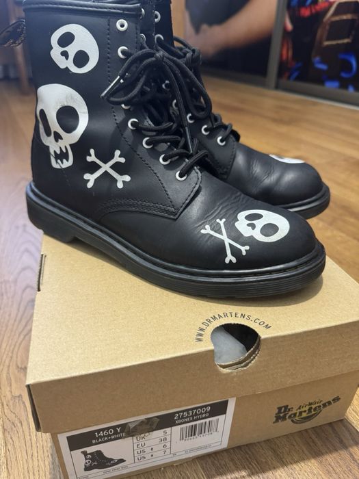 Оригінальні ботинки Dr. Martens 38 розмір