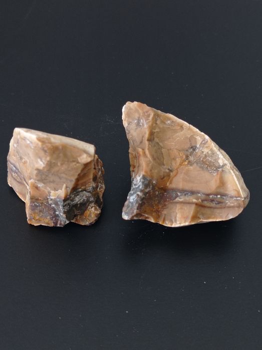 Minerał z Maroka, jaspis. 2 bryłki