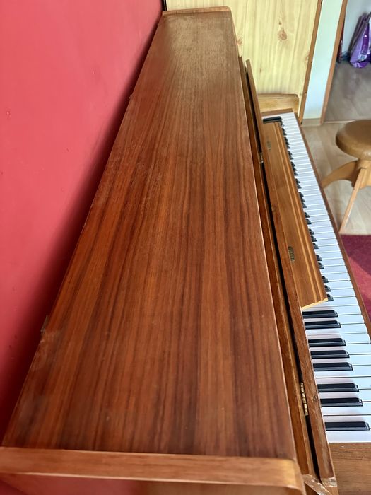 Pianino Legnica sprzedam