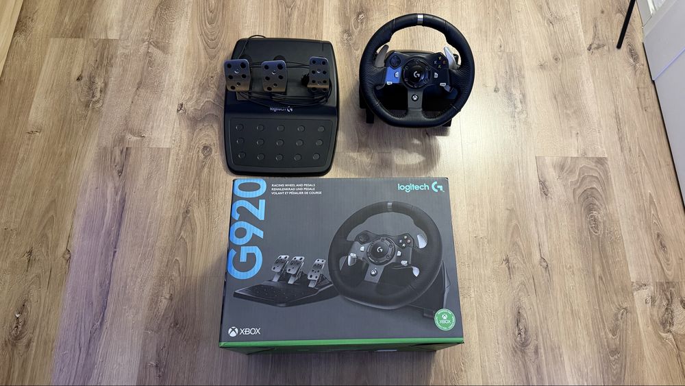 Logitech G920 kierownica + pedały