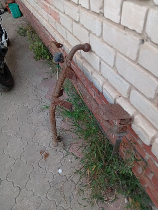 Продам фаркоп стоял на ВАЗ 2108