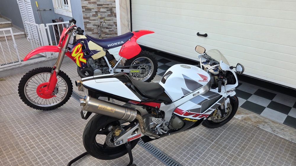 Honda CR500 e VTR1000
