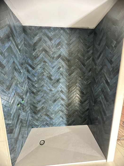 Ladrilhador, ceramicas, ladrilhos, pavimento