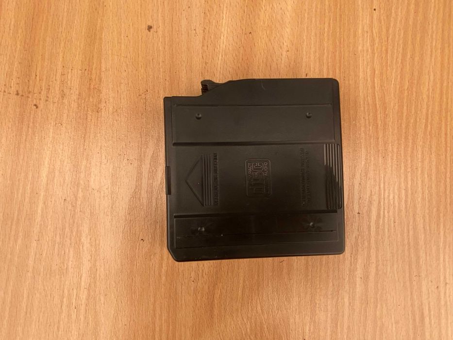 Mercedes kieszeń zmieniarki