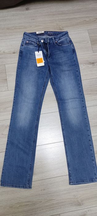 Джинси Colins нові