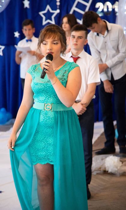 Сукня вечірня салатова