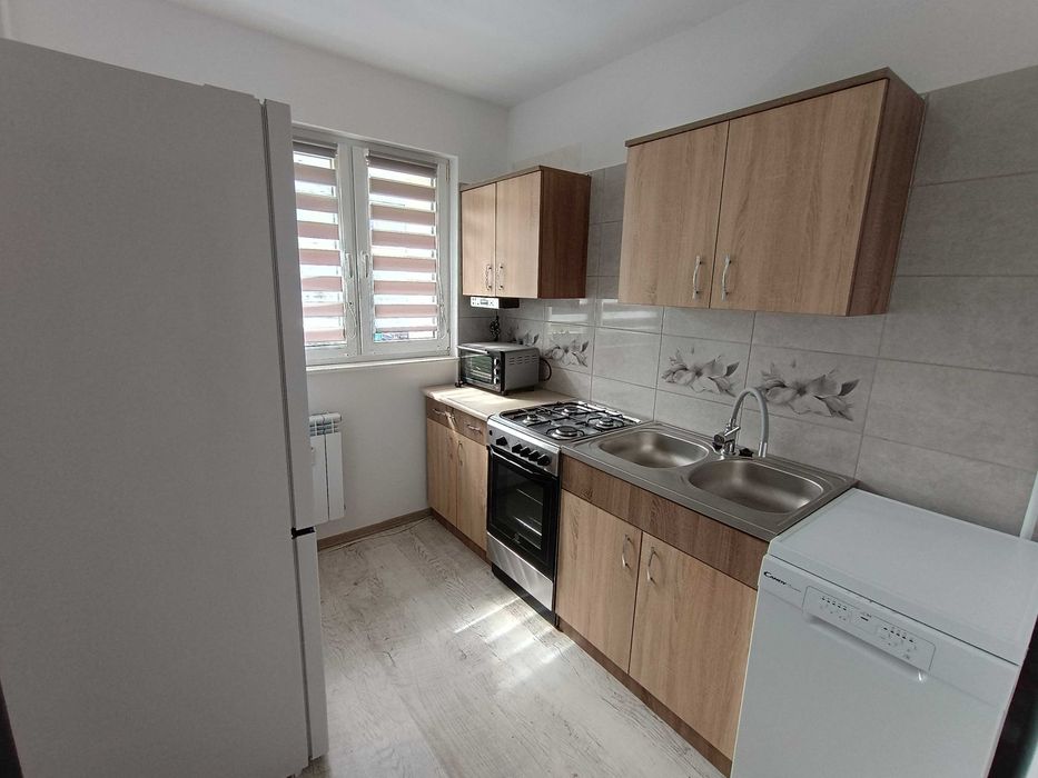 Mieszkanie 2 pokoje / balkon / parter /Centrum / ul. Szkolna Starachowice