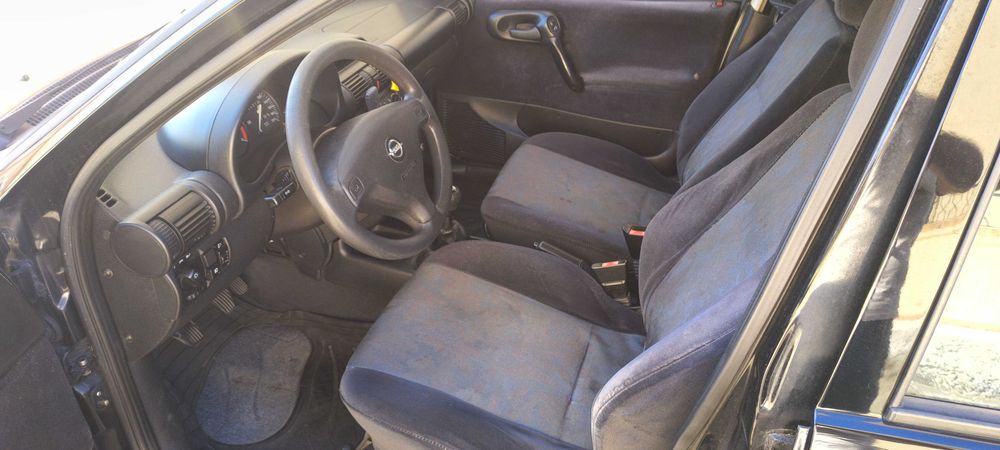Opel corsa 1.5 TD 100anos — photo 4