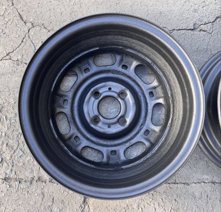 Диски r14 4x100 ET-38 Volkswagen/Chevrolet/Opel/Chery/VW/Hyundai/KIA/Daewoo/Aveo/Lanos/Sens/Honda/Suzuki/Mitsubishi/Volvo/Astra/Amulet/Toyota/B3/Golf