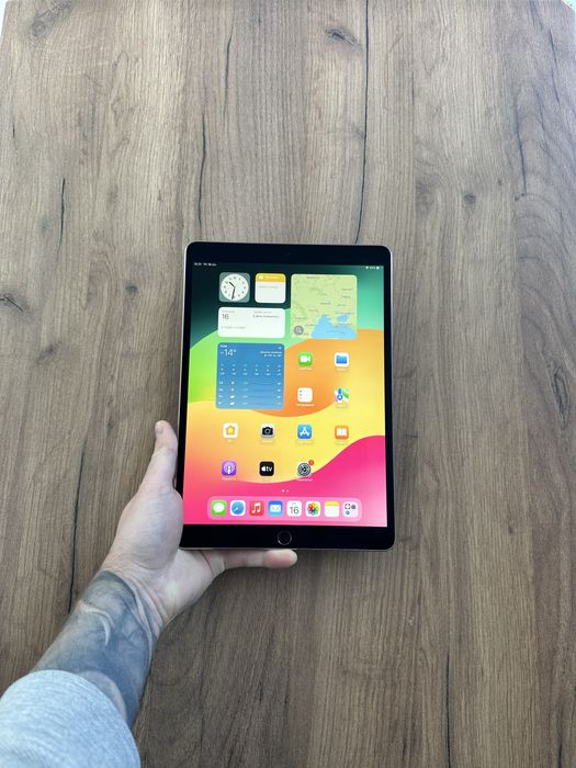 Apple iPad Pro 10.5 256gb 120 герц