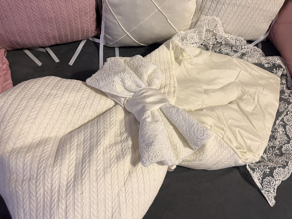 Продам бортики в кроватку для девочки НОВЫЕ