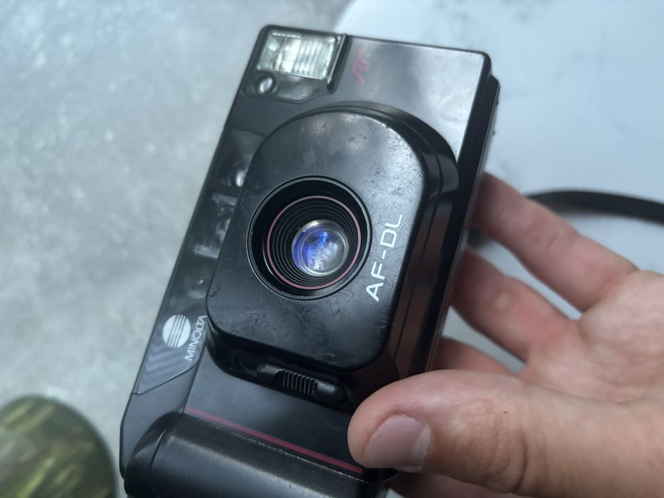 Плівковий фотоапарат Minolta