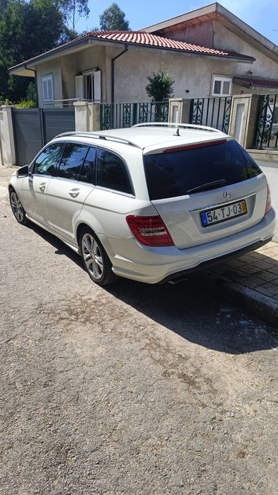 Carrinha Mercedes c220 de 2012