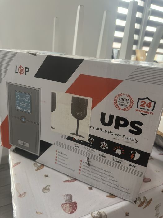 ДБЖ LogicPower LPM-Ul 1250va /875 w