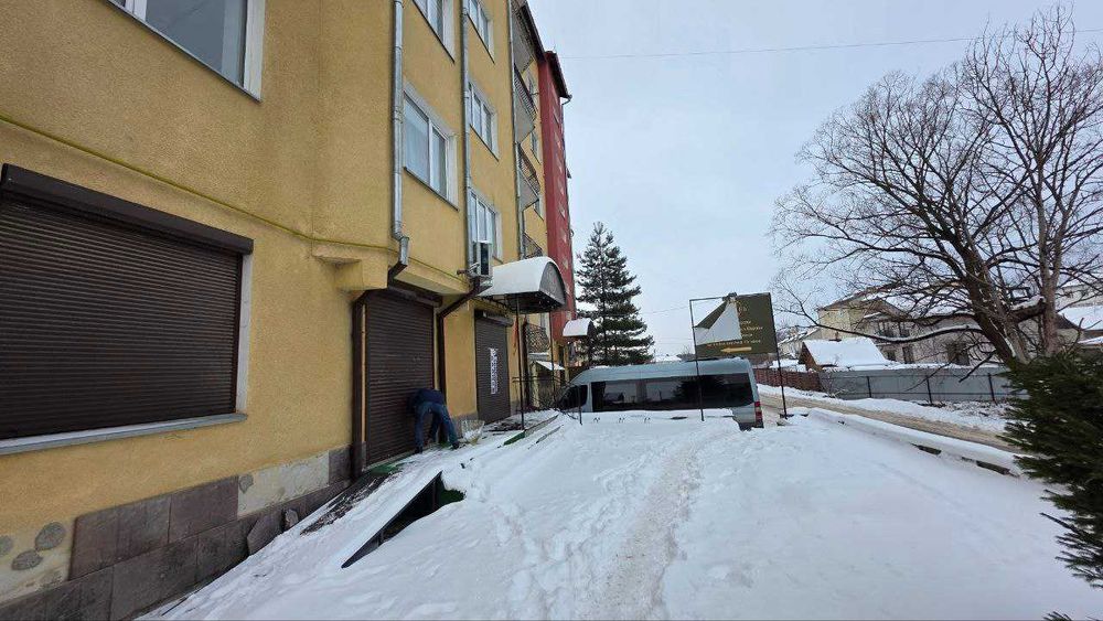 Велике комерційне приміщення в хорошій локації. Богородчани