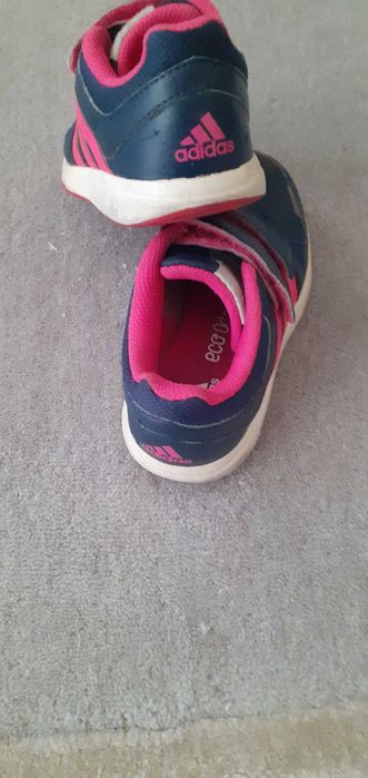 Granatowe buty roz 29 firmy Adidas