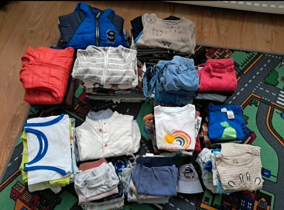 Ubranka chłopięce rozmiar 74/80