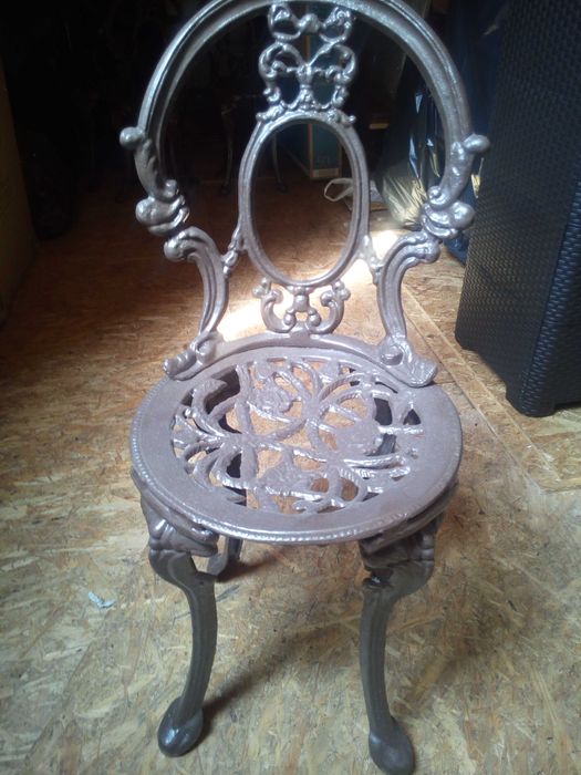 stare meble ogrodowe