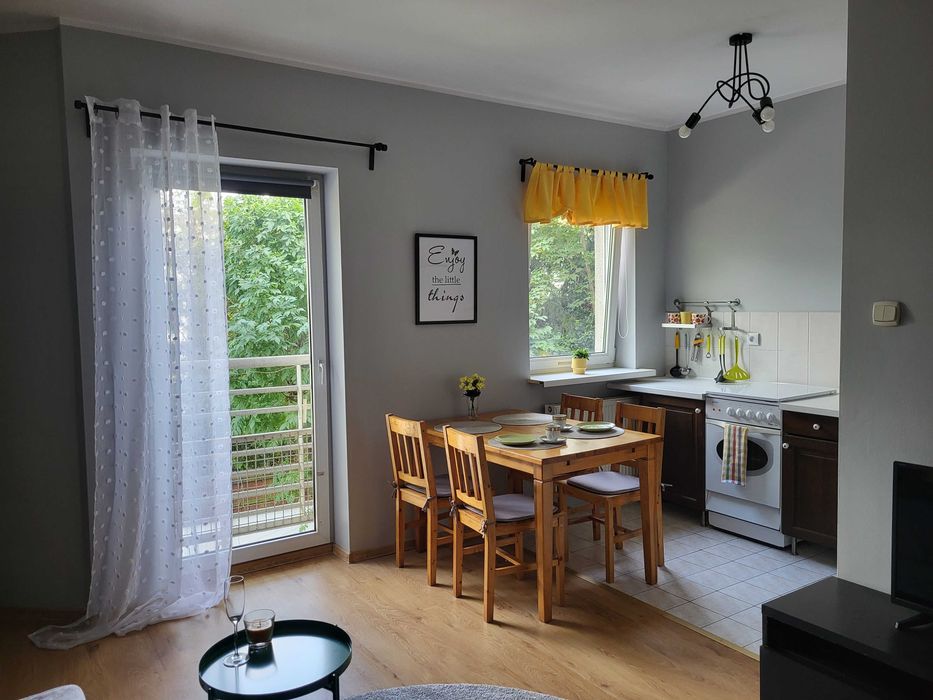 Ładna kawalerka 28m.Grunwald ul. Sieradzka 1750 zł !