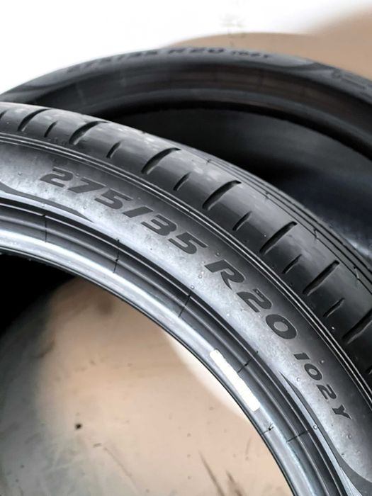 Pneus Pirelli Pzero PZ4 - 275/35/20 - Excelentes