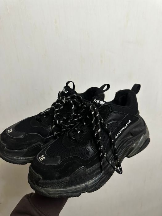 Продам кросовки Balenciaga