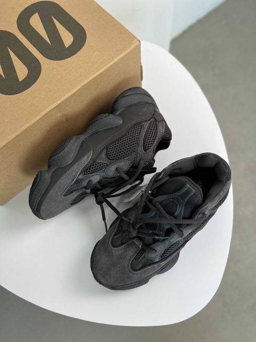 Мужские черные кроссовки Adidas Yeezy 500 Black изи йизи ob366
