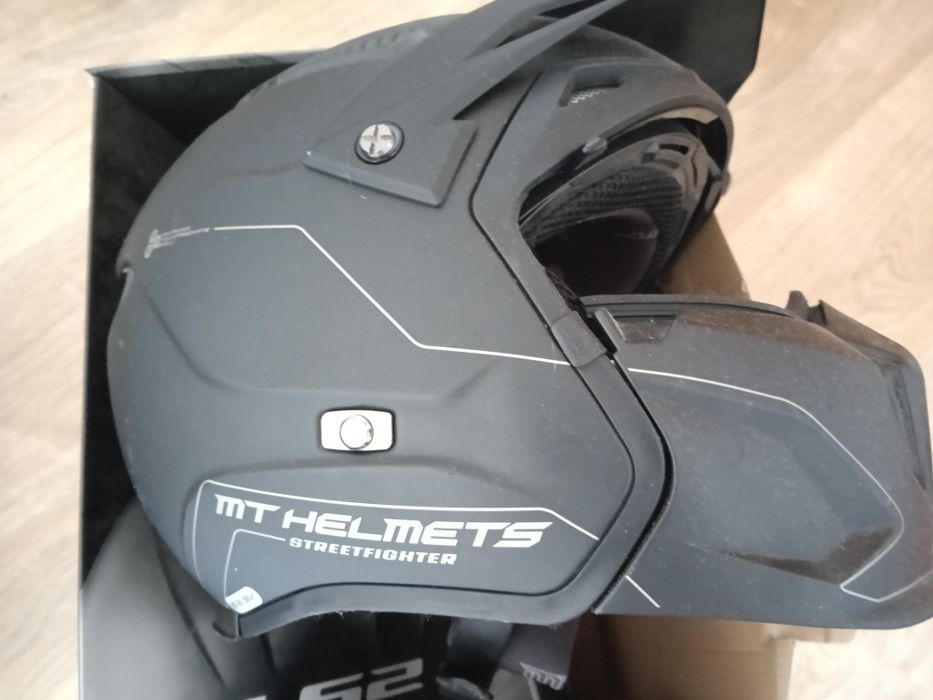 Capacete MT-HEMETS STREET FIGHTER