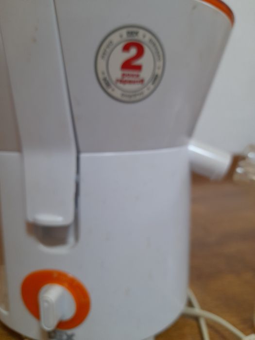 Продам нову соковижималку