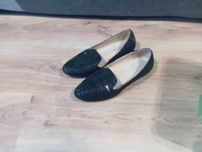 Buty mokasyny czarne r. 41
