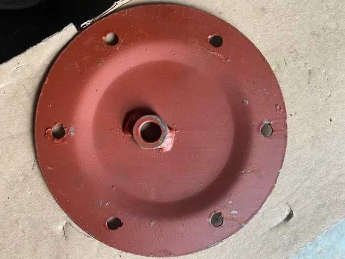 Pokrywa Przekładni Blaszana 6otw. T-088 Fortschritt Rozrzutnik